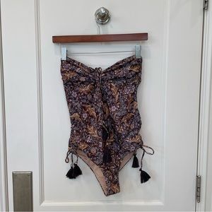 Spell & the gypsy one piece